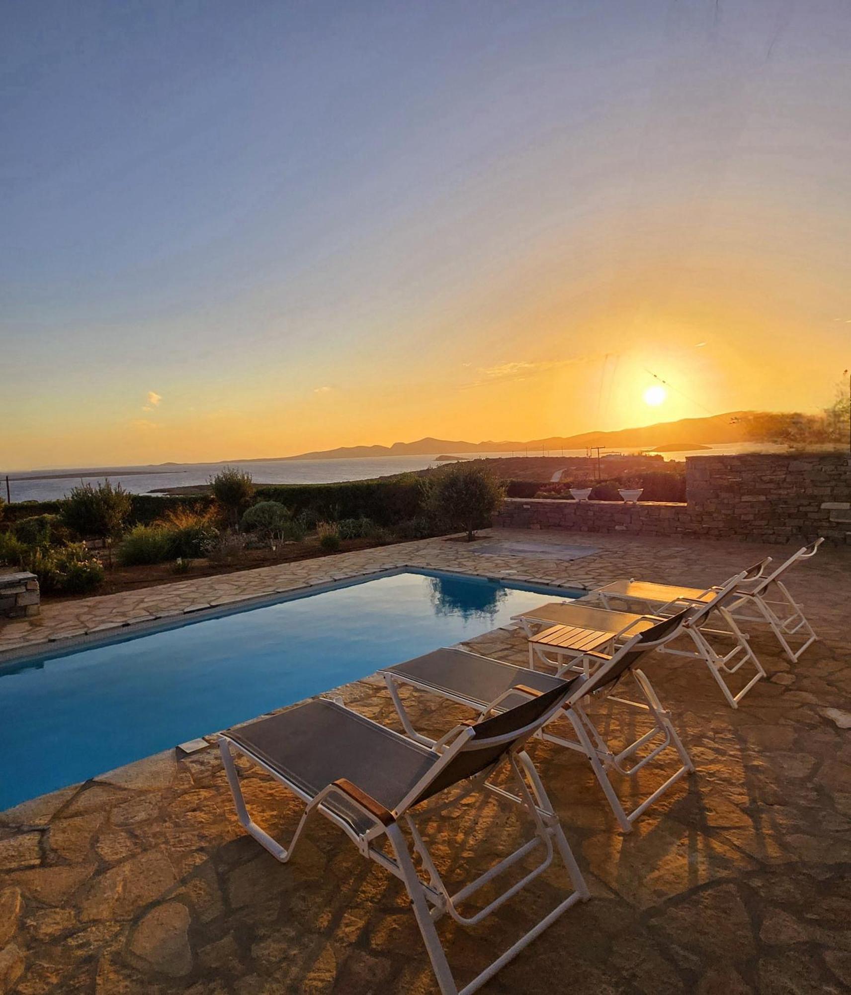 Paros Afrodite Luxury Villas Alikí Esterno foto
